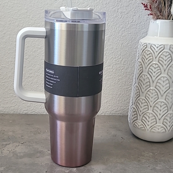 Rare Stanley Travel Quencher - Picture 4 of 7